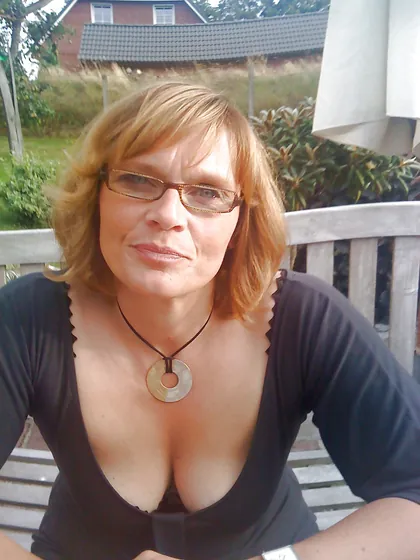 corinne-libertine-issy-les-moulineaux